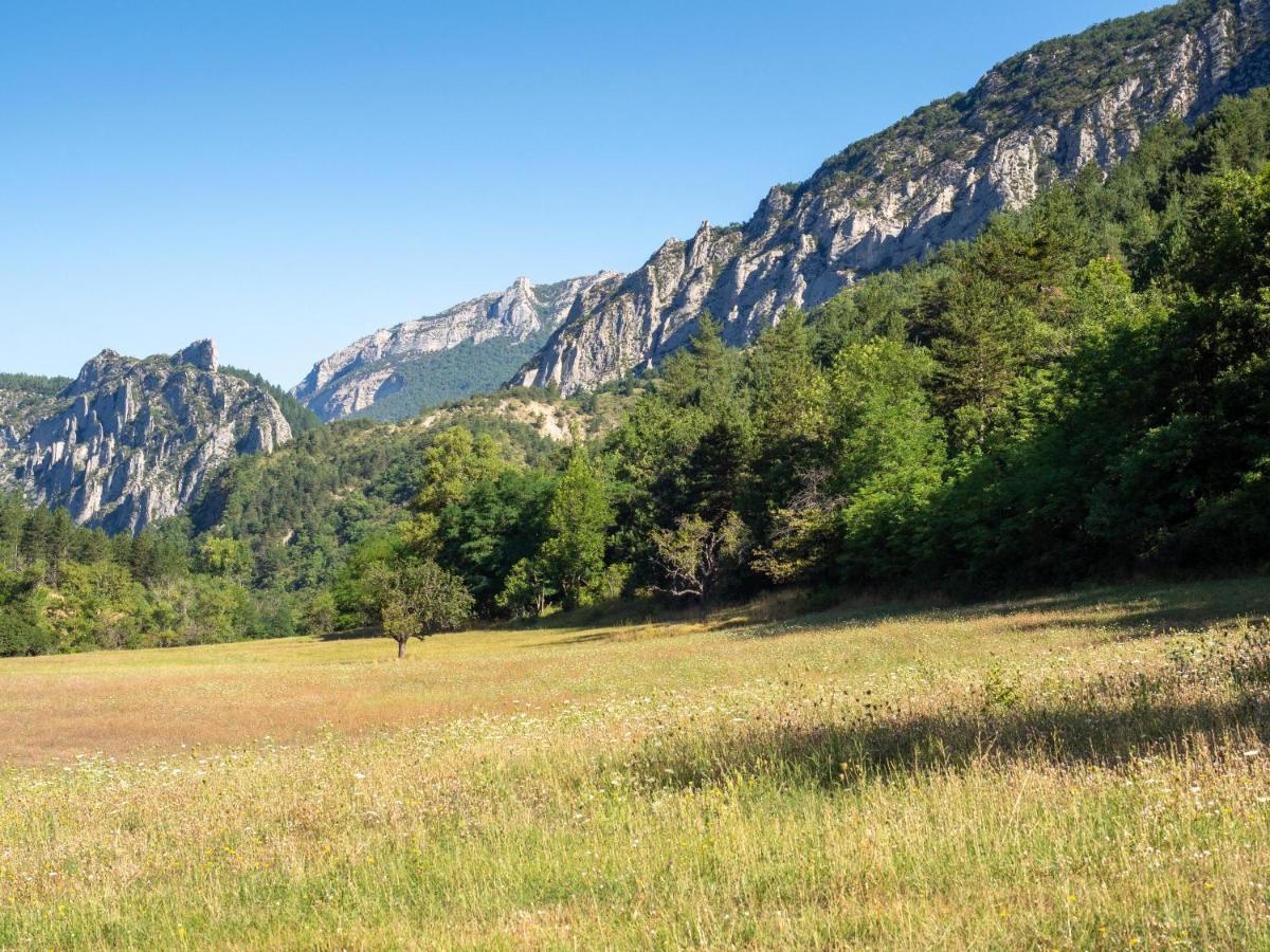Bed and Breakfast Le Moulin Du Paroy Serres  Exterior foto